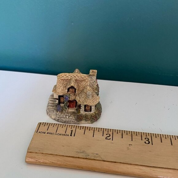 Epl The Aristocrats Collection Miniature English Country Old Cottage Figurine - Picture 9 of 9